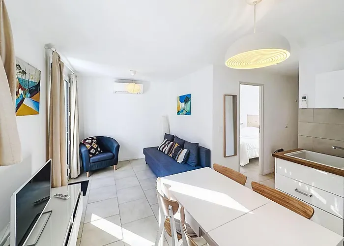 Le Perregaux By Interhome * לה לבאנדו