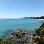 Apartment Le Perregaux By Interhome Le Lavandou