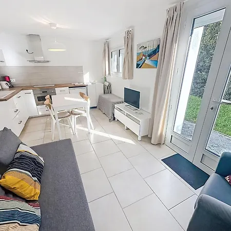 Le Perregaux By Interhome * Ле-Лаванду