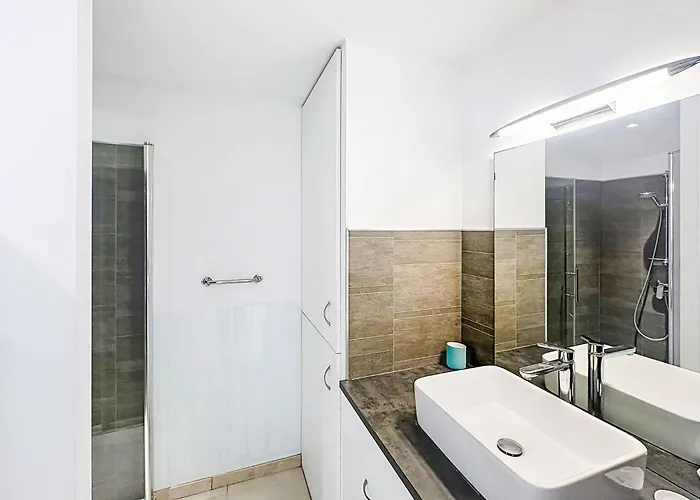 Le Perregaux By Interhome